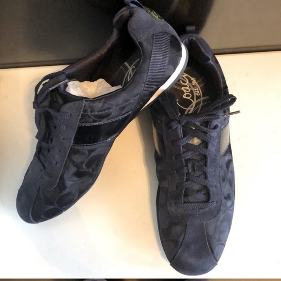 Coach shoes - Picture 3 of 3